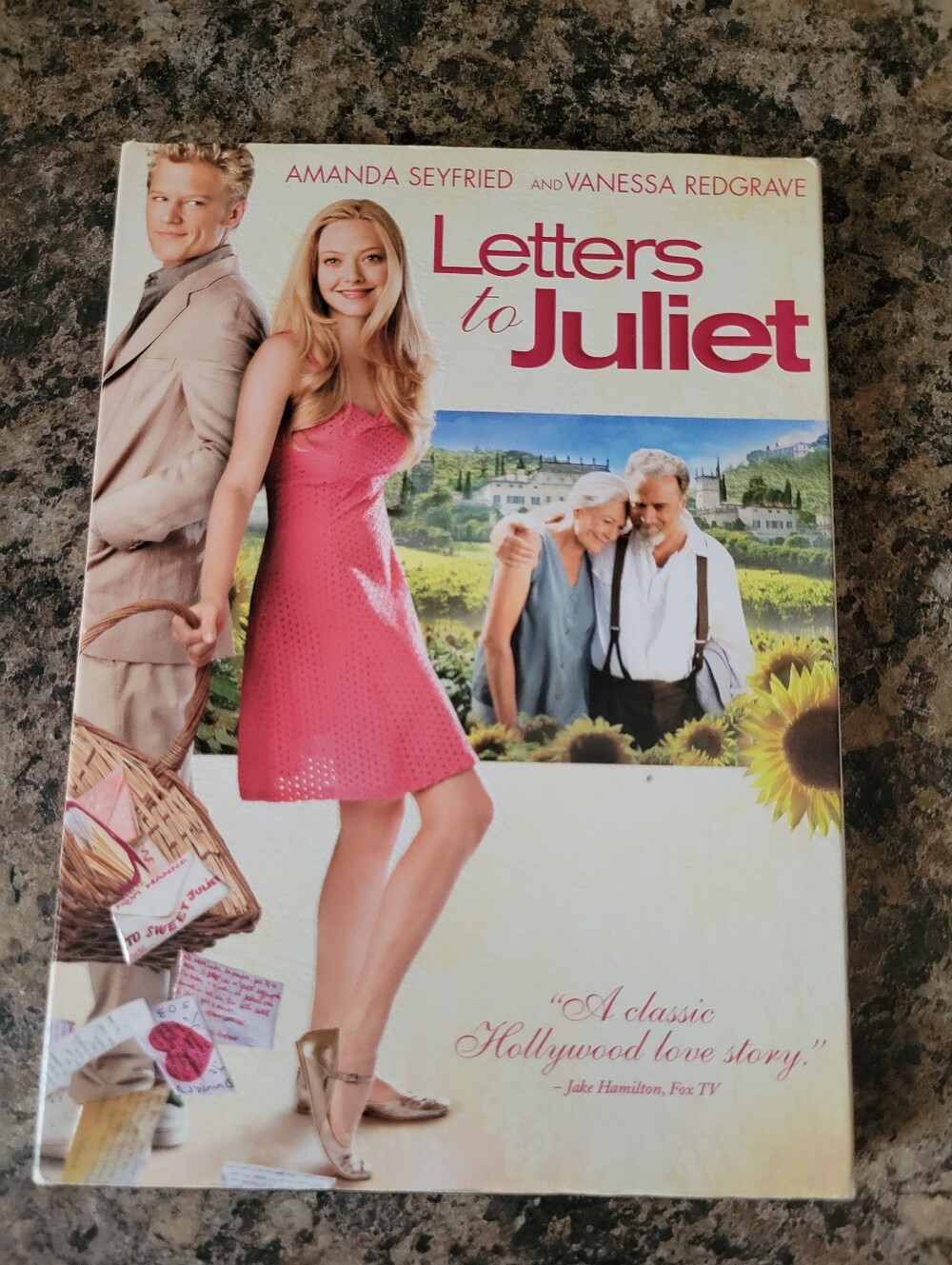 Letters to Juliet (DVD, 2010). Plays well.